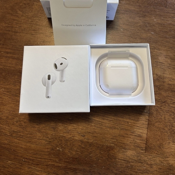 Apple Wireless Earbuds with White Charging Case